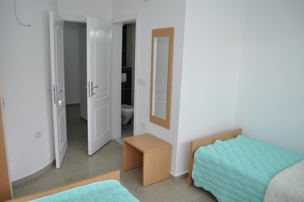 Guest House Miranda Ohrid Esterno foto